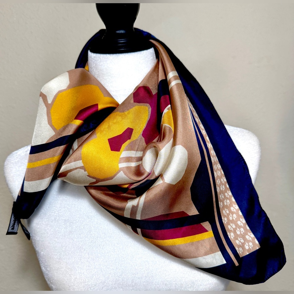 Floral Patterned Silk Scarf made in Italy